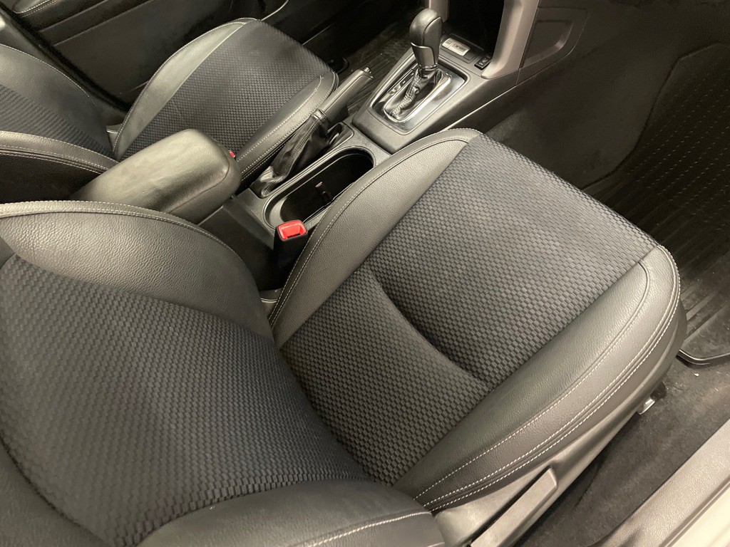 2015 Subaru Forester Image 18