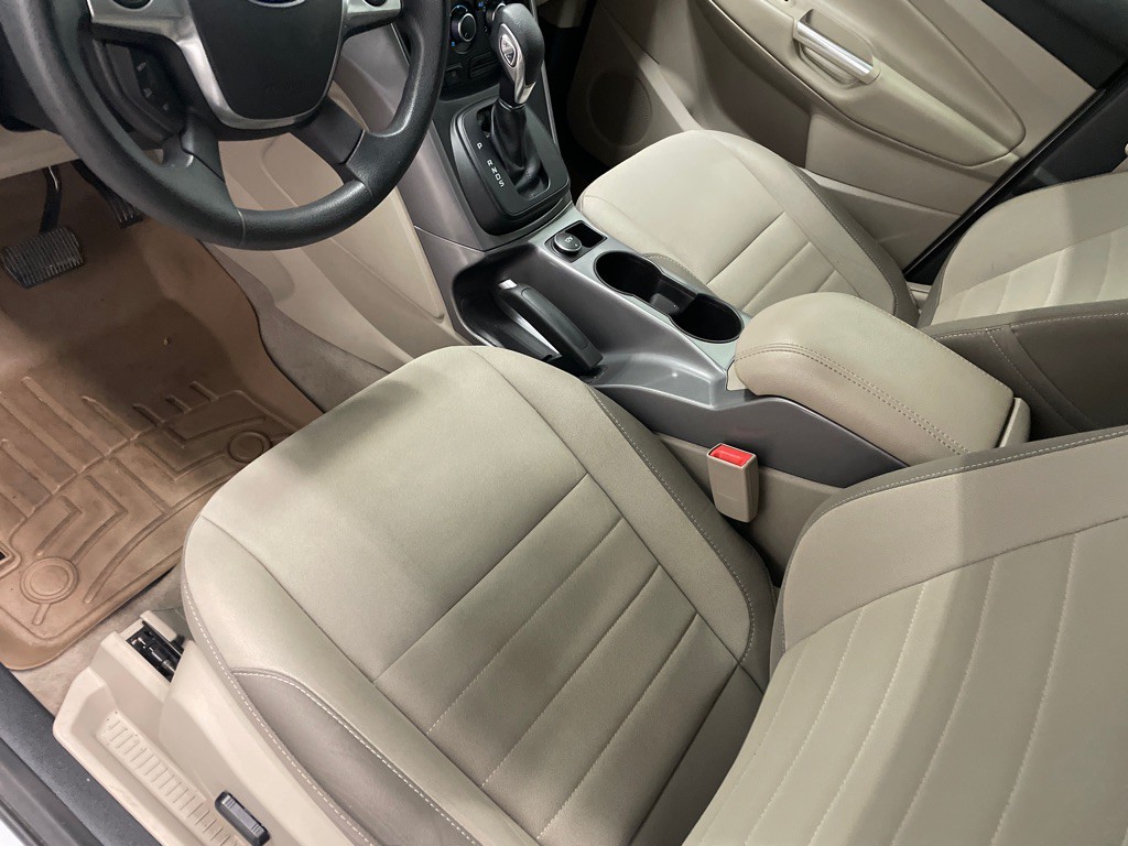 2016 Ford Escape Image 10
