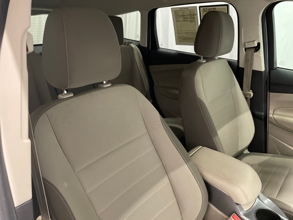 2016 Ford Escape Image 17