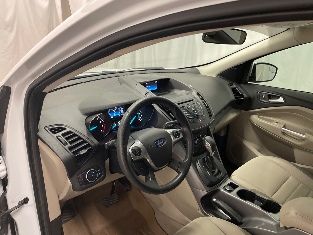 2016 Ford Escape Image 37