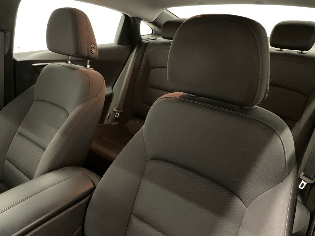 2019 Chevrolet Malibu Image 9