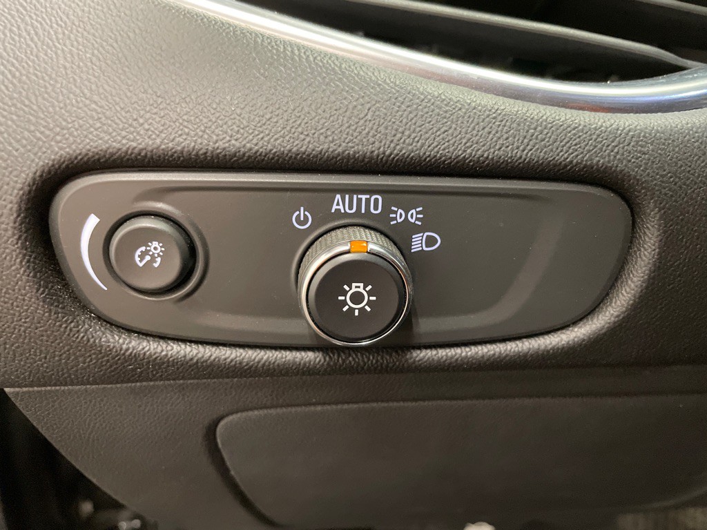 2019 Chevrolet Malibu Image 30