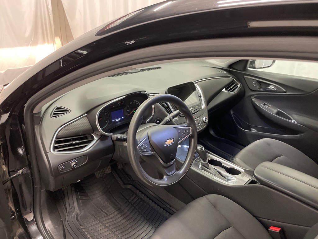 2019 Chevrolet Malibu Image 34