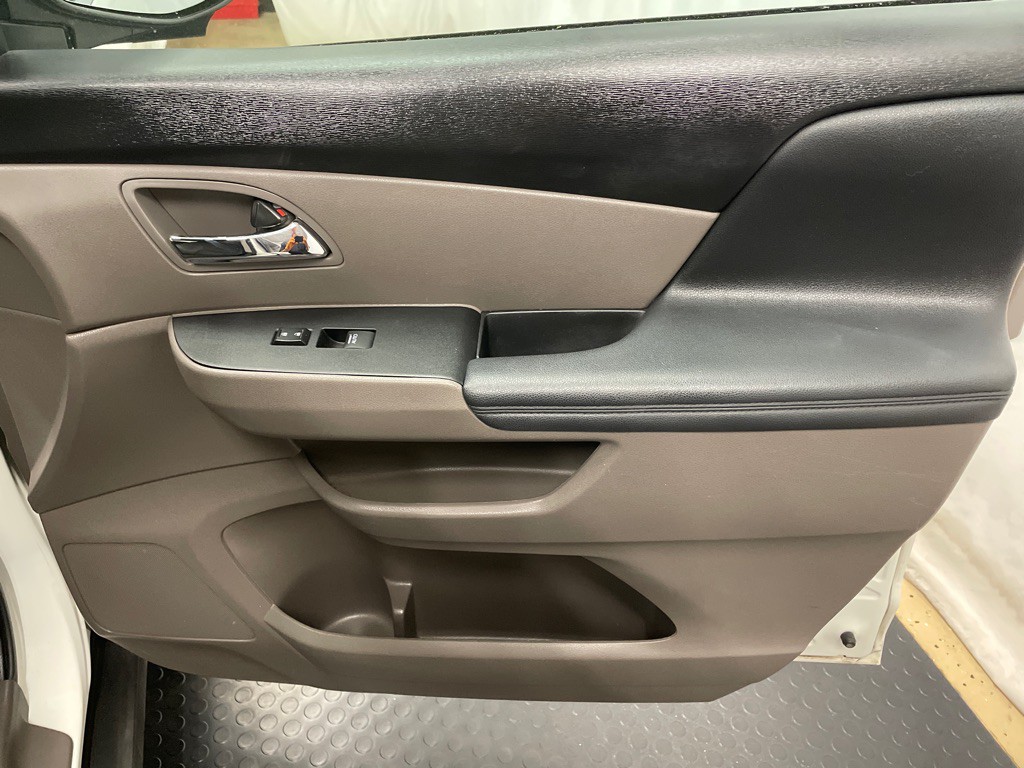 2014 Honda Odyssey Image 18