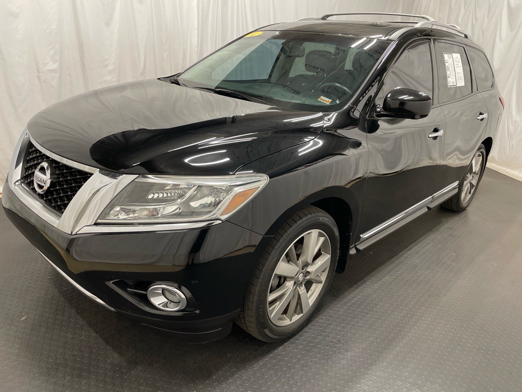 2014 Nissan Pathfinder Image 1