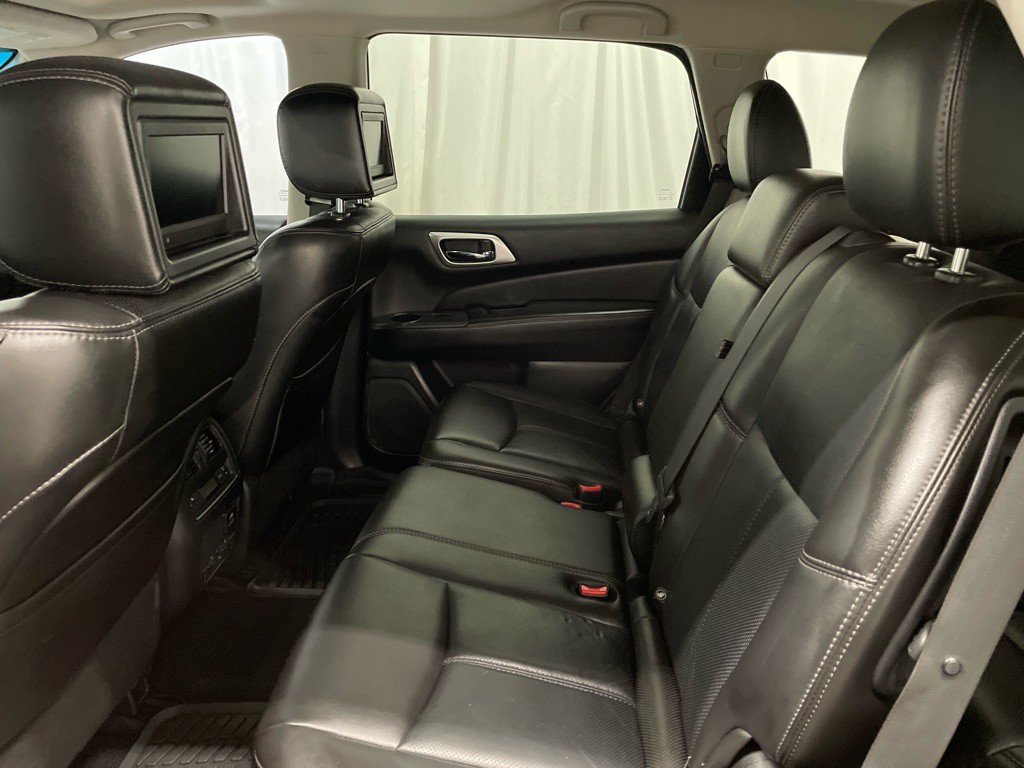 2014 Nissan Pathfinder Image 12