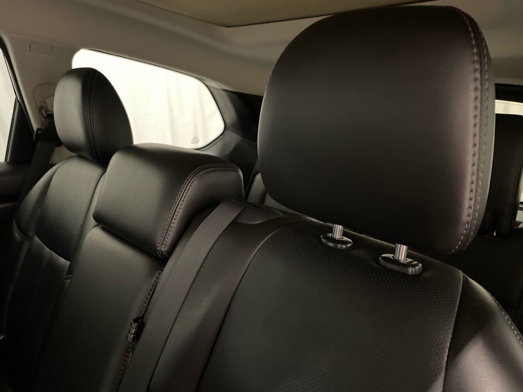 2014 Nissan Pathfinder Image 13