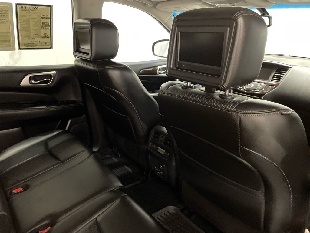 2014 Nissan Pathfinder Image 22