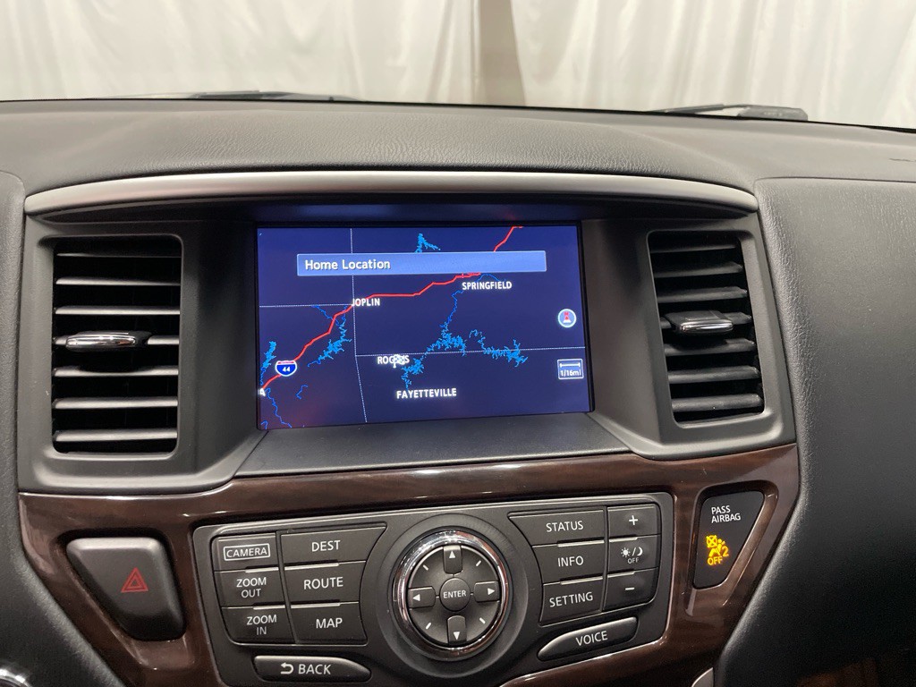 2014 Nissan Pathfinder Image 26