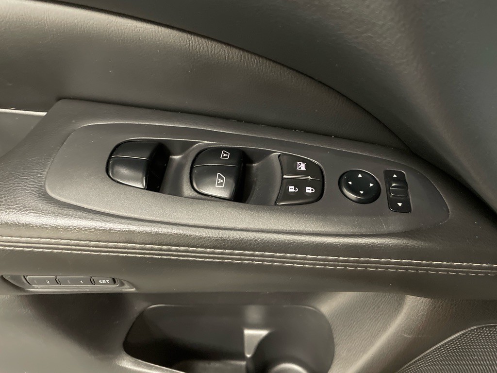 2014 Nissan Pathfinder Image 34