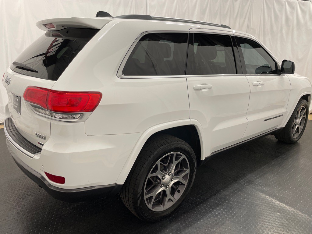 2018 Jeep Grand Cherokee Image 4