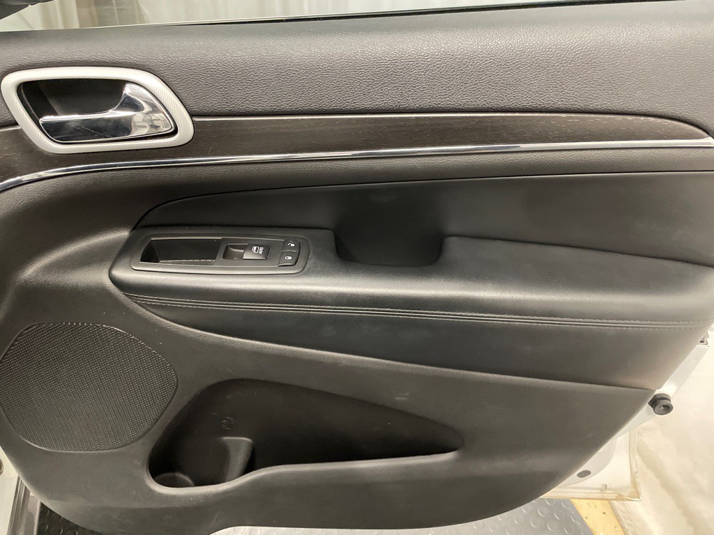 2018 Jeep Grand Cherokee Image 19