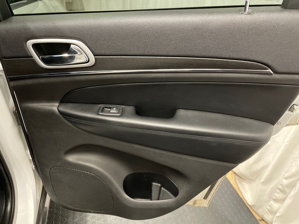 2018 Jeep Grand Cherokee Image 23
