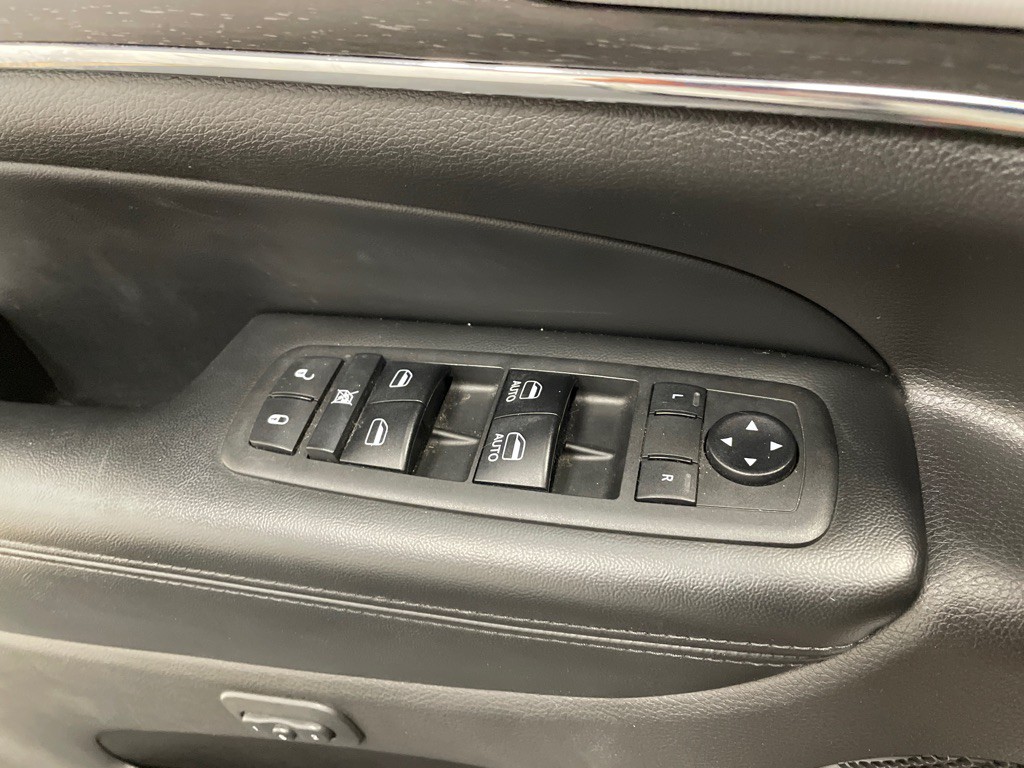 2018 Jeep Grand Cherokee Image 35