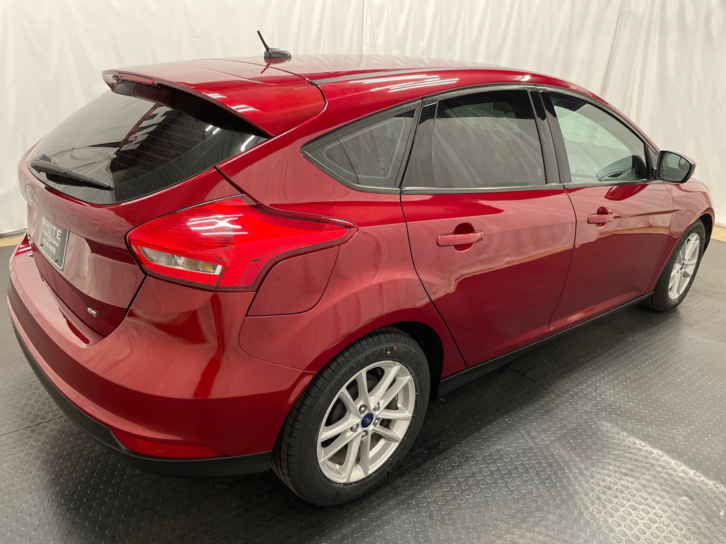 2017 Ford Focus Image 4