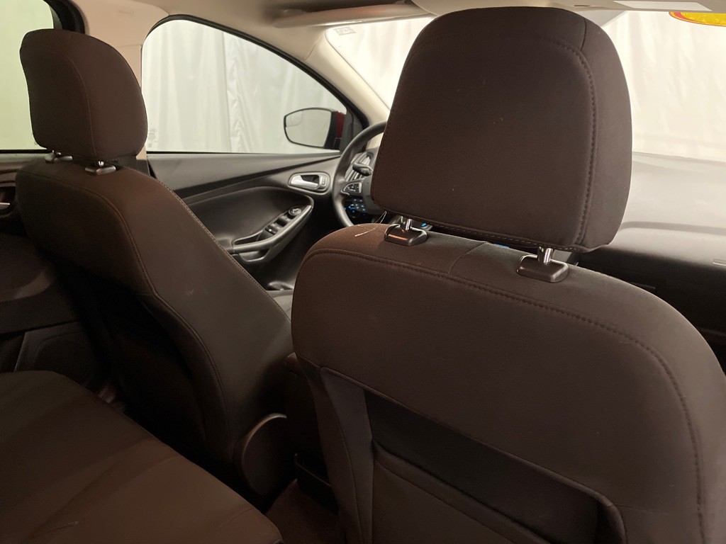 2017 Ford Focus Image 22