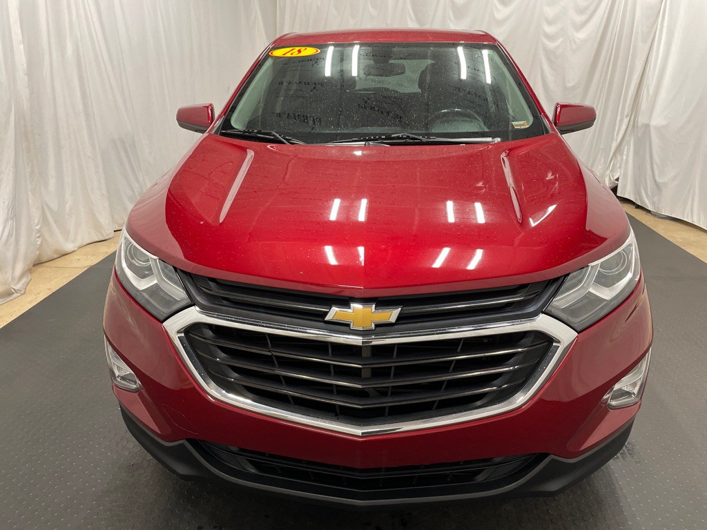 2018 Chevrolet Equinox Image 2