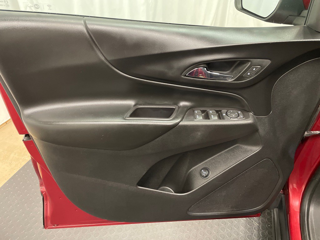 2018 Chevrolet Equinox Image 11