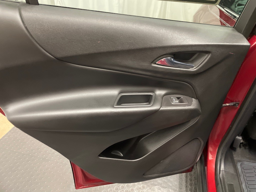 2018 Chevrolet Equinox Image 15