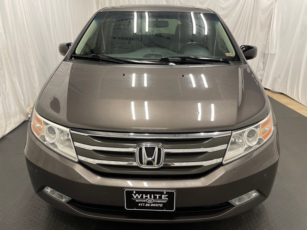 2012 Honda Odyssey Image 2