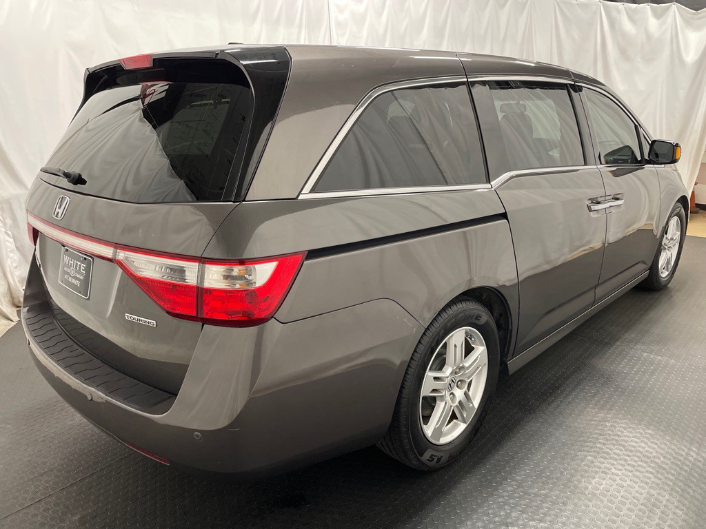 2012 Honda Odyssey Image 4