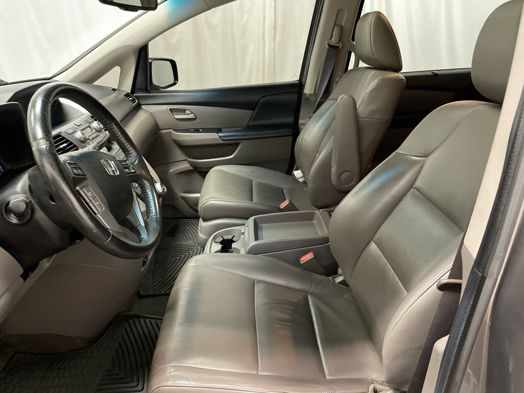 2012 Honda Odyssey Image 7