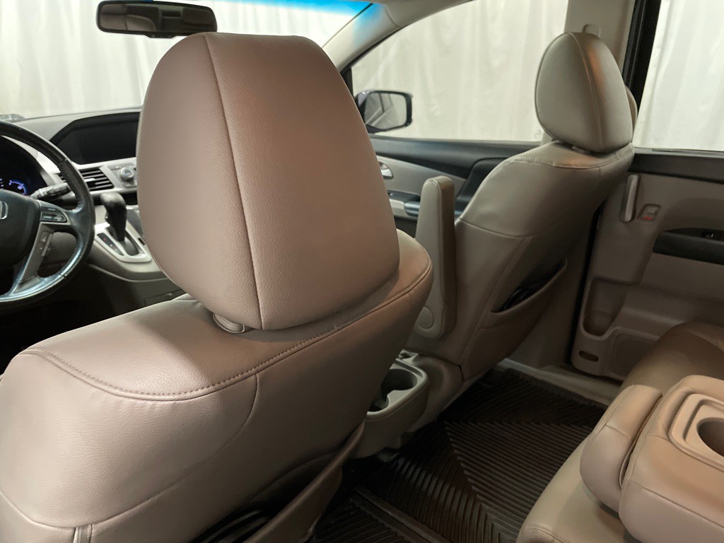 2012 Honda Odyssey Image 13