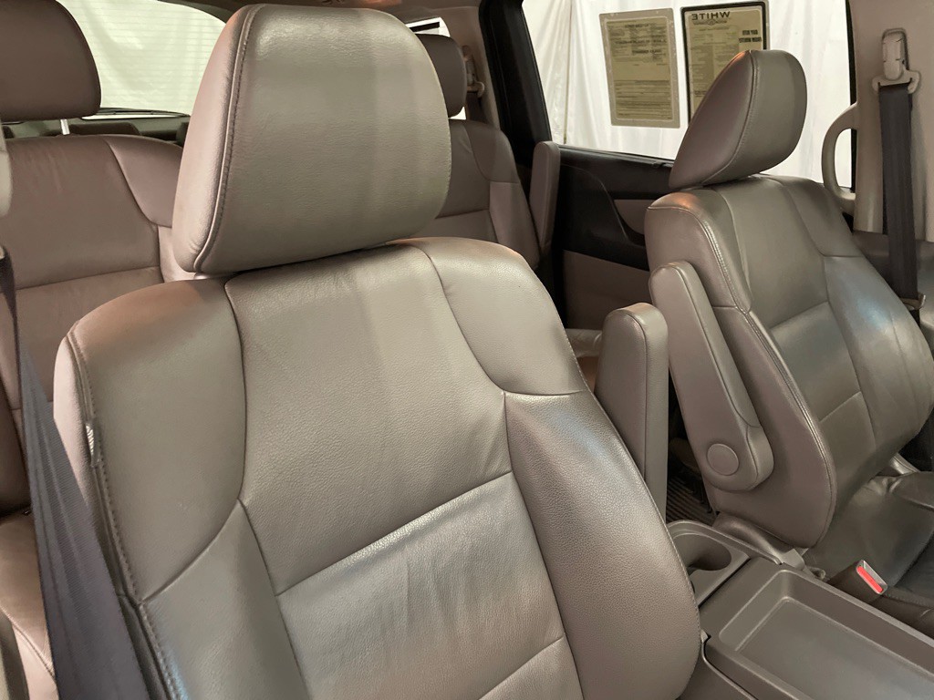 2012 Honda Odyssey Image 15