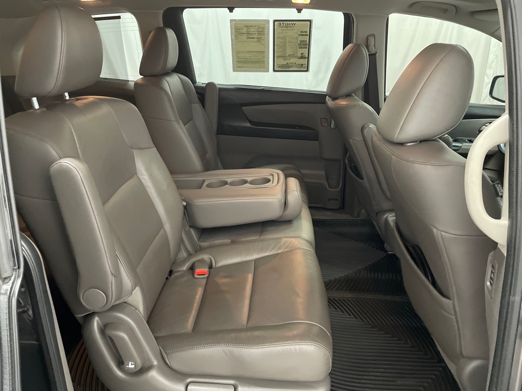 2012 Honda Odyssey Image 18