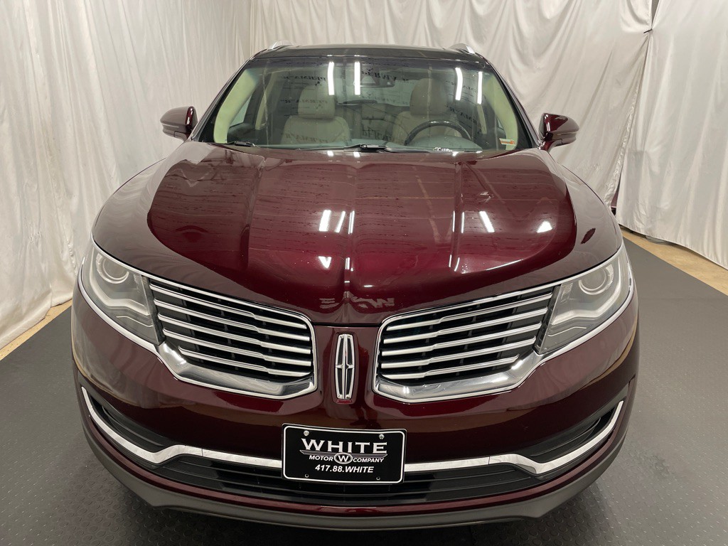 2017 Lincoln MKX Image 2