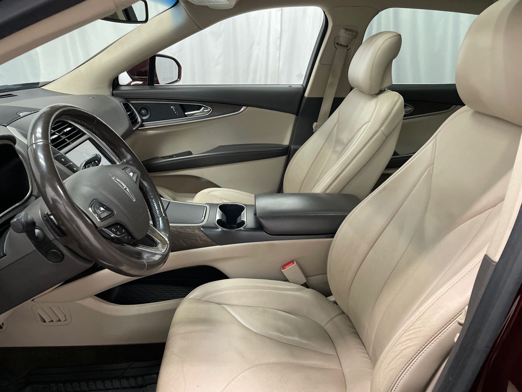 2017 Lincoln MKX Image 8