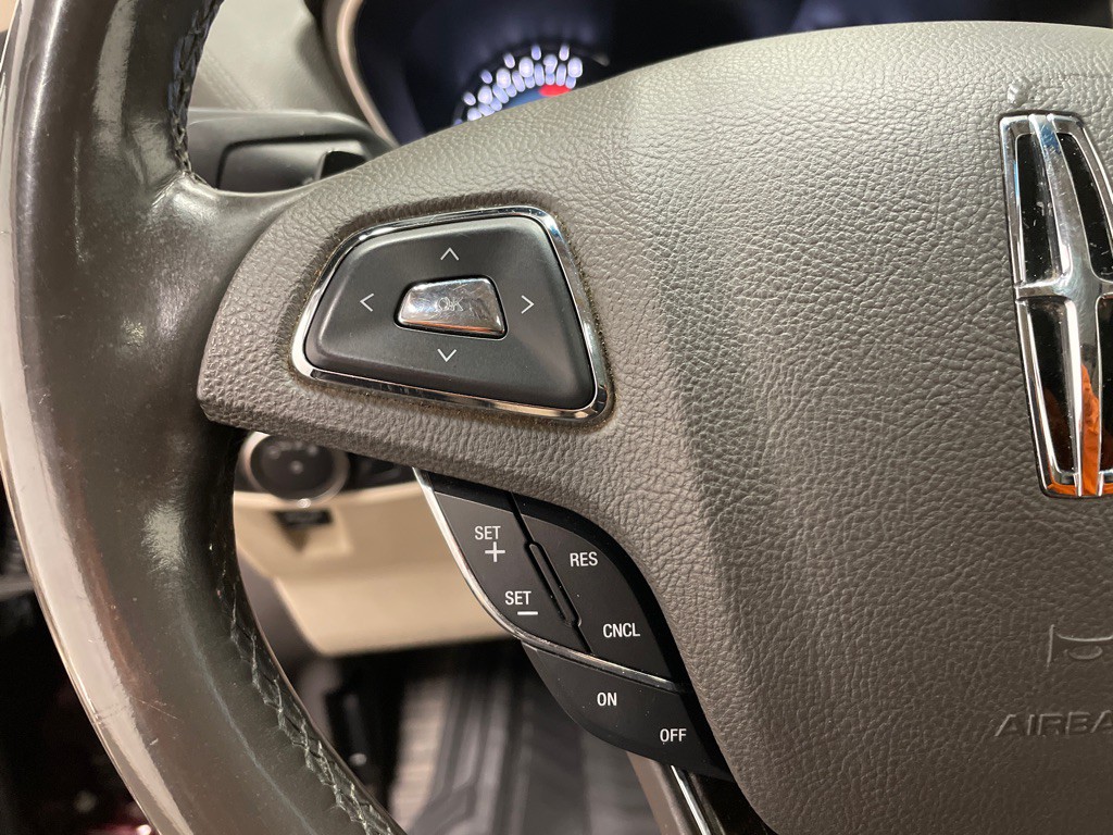 2017 Lincoln MKX Image 32