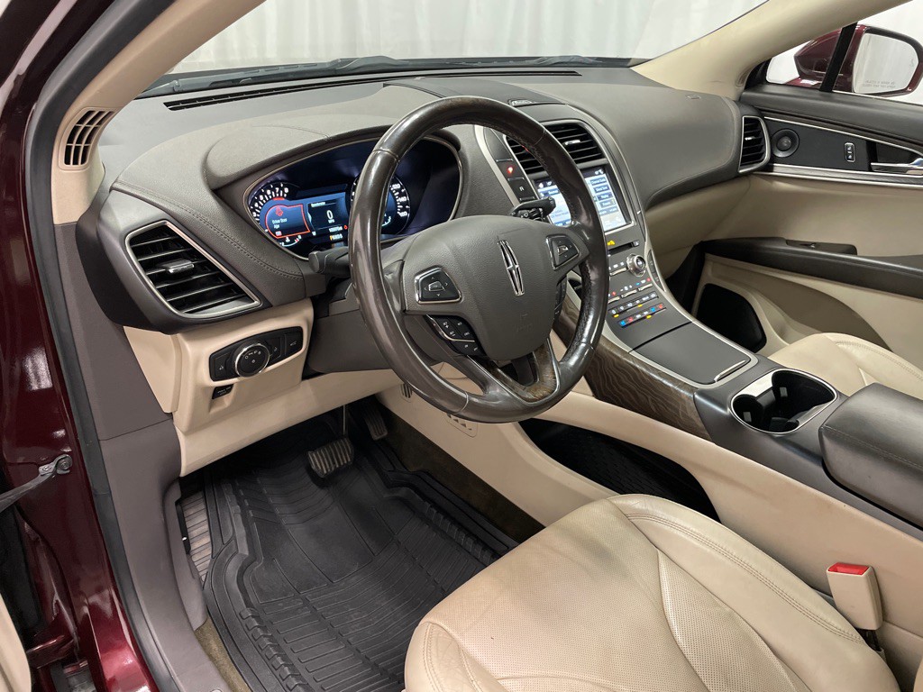 2017 Lincoln MKX Image 38