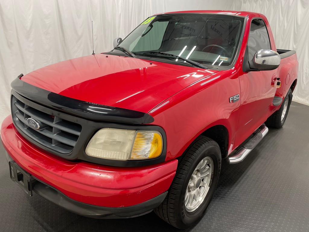 2003 Ford F-150 Image 1