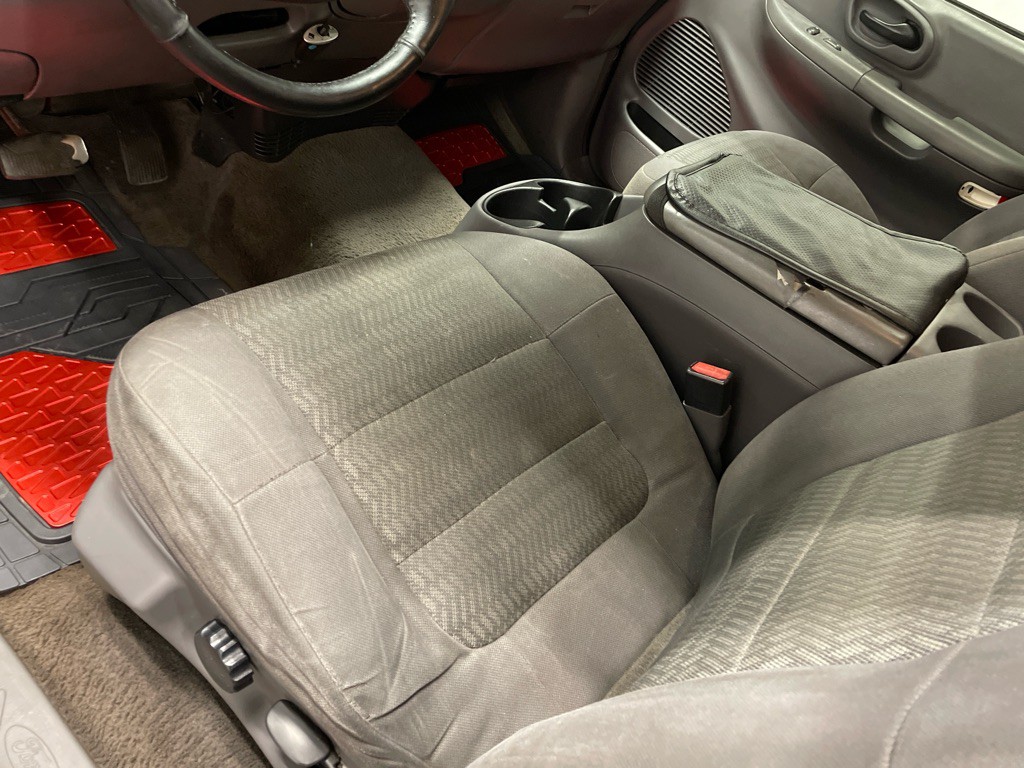 2003 Ford F-150 Image 11