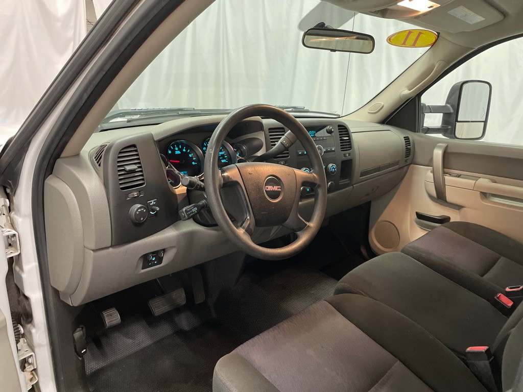 2011 GMC Sierra Image 24