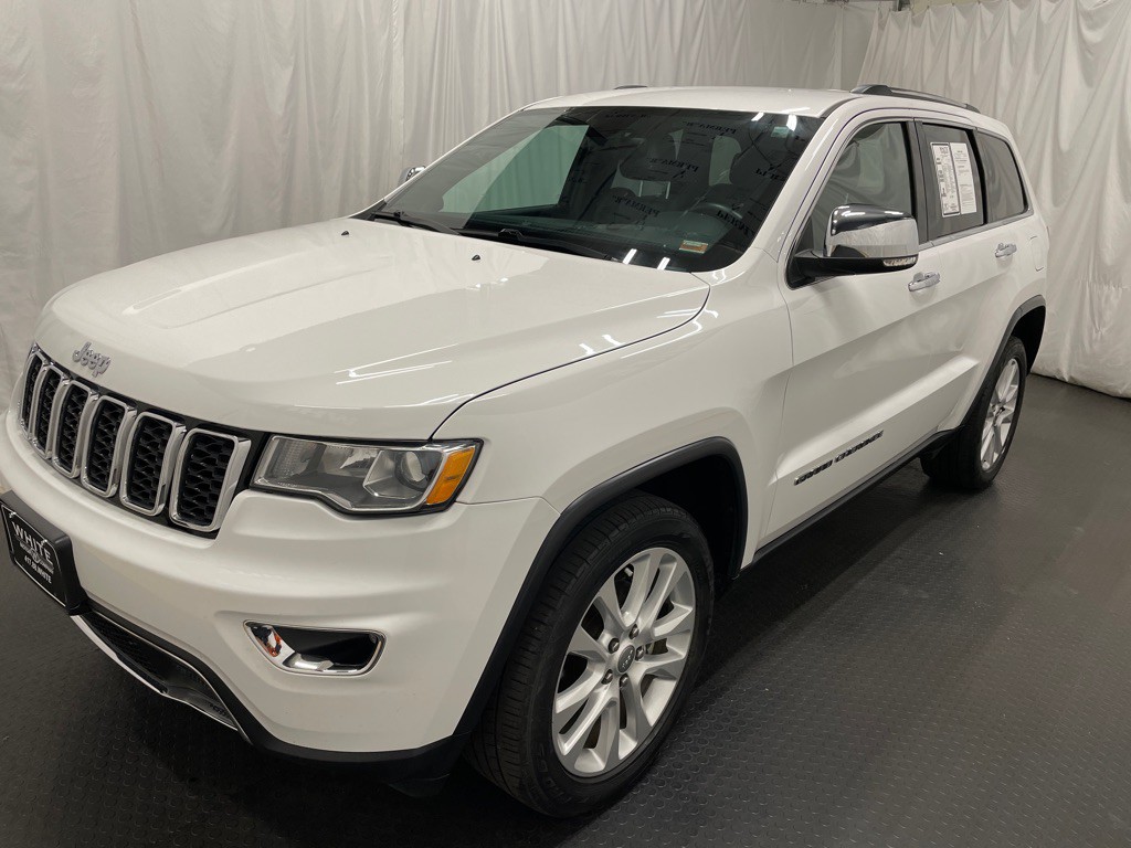 2017 Jeep Grand Cherokee Image 1
