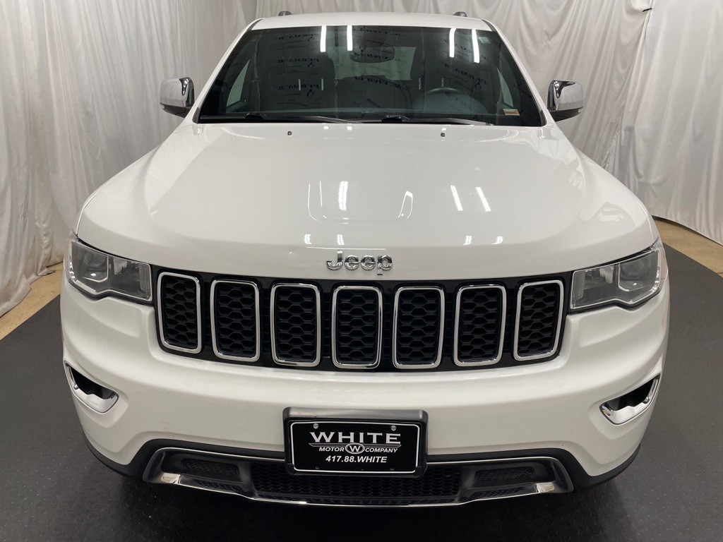 2017 Jeep Grand Cherokee Image 2