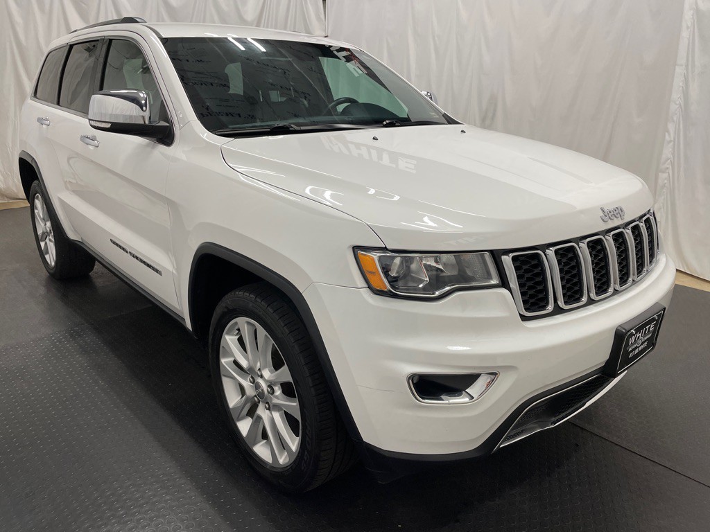 2017 Jeep Grand Cherokee Image 3