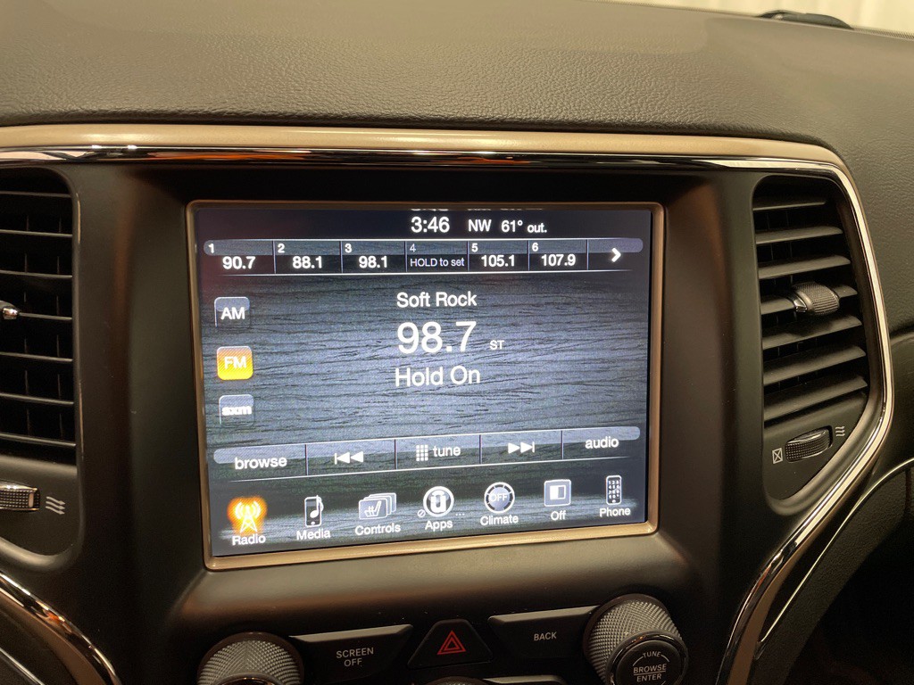 2017 Jeep Grand Cherokee Image 28