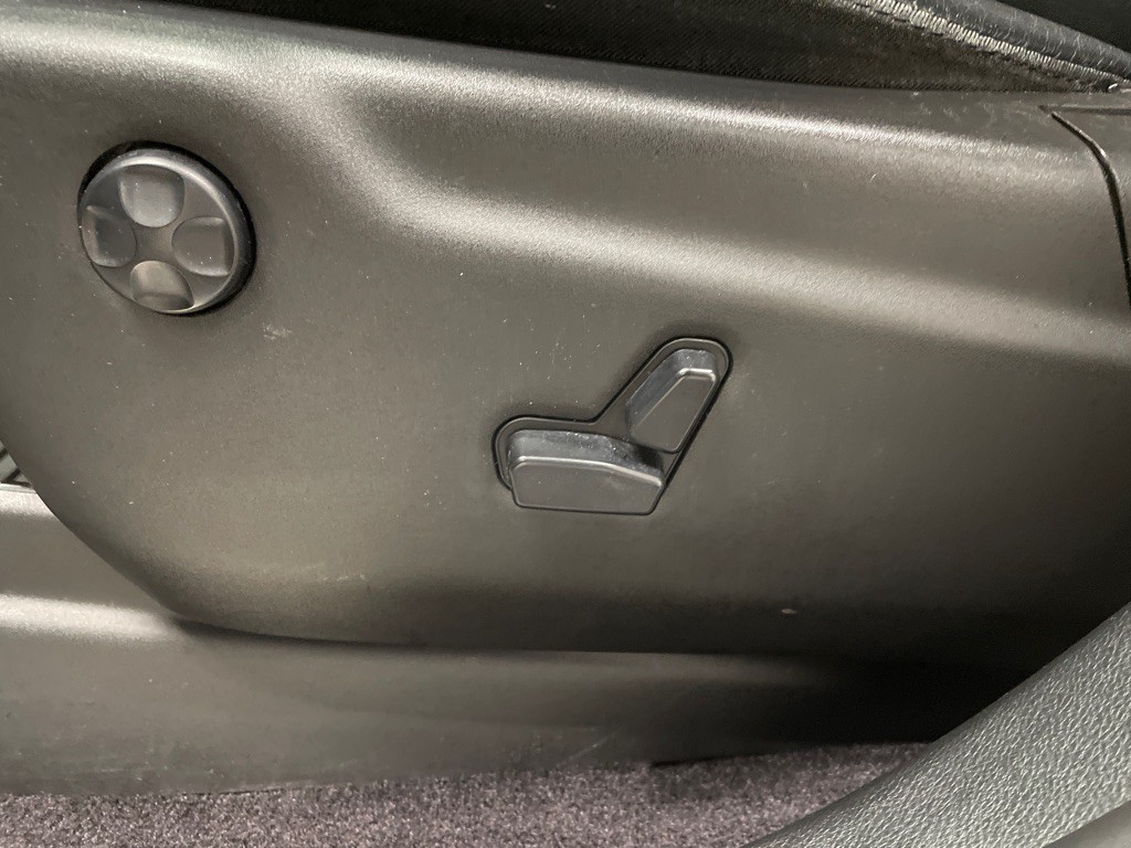 2017 Jeep Grand Cherokee Image 35