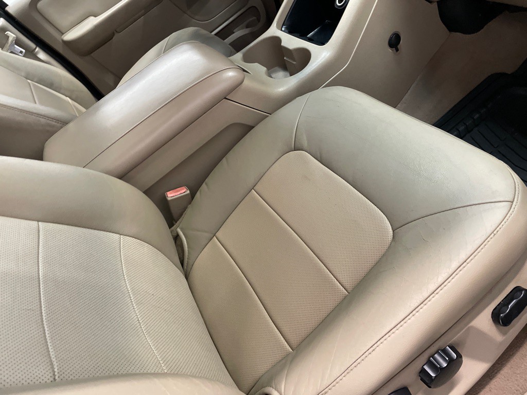 2005 Ford Expedition Image 19