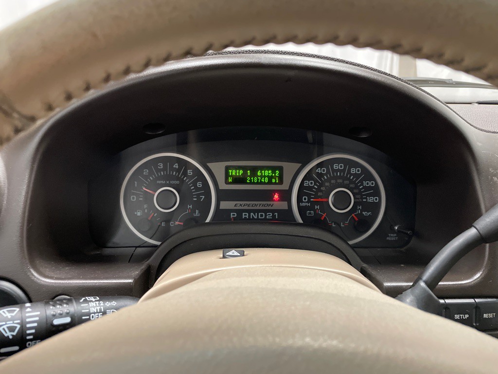 2005 Ford Expedition Image 30