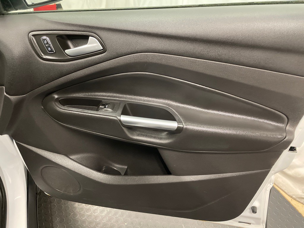 2015 Ford Escape Image 19