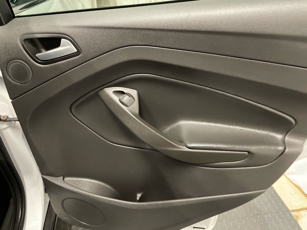 2015 Ford Escape Image 23