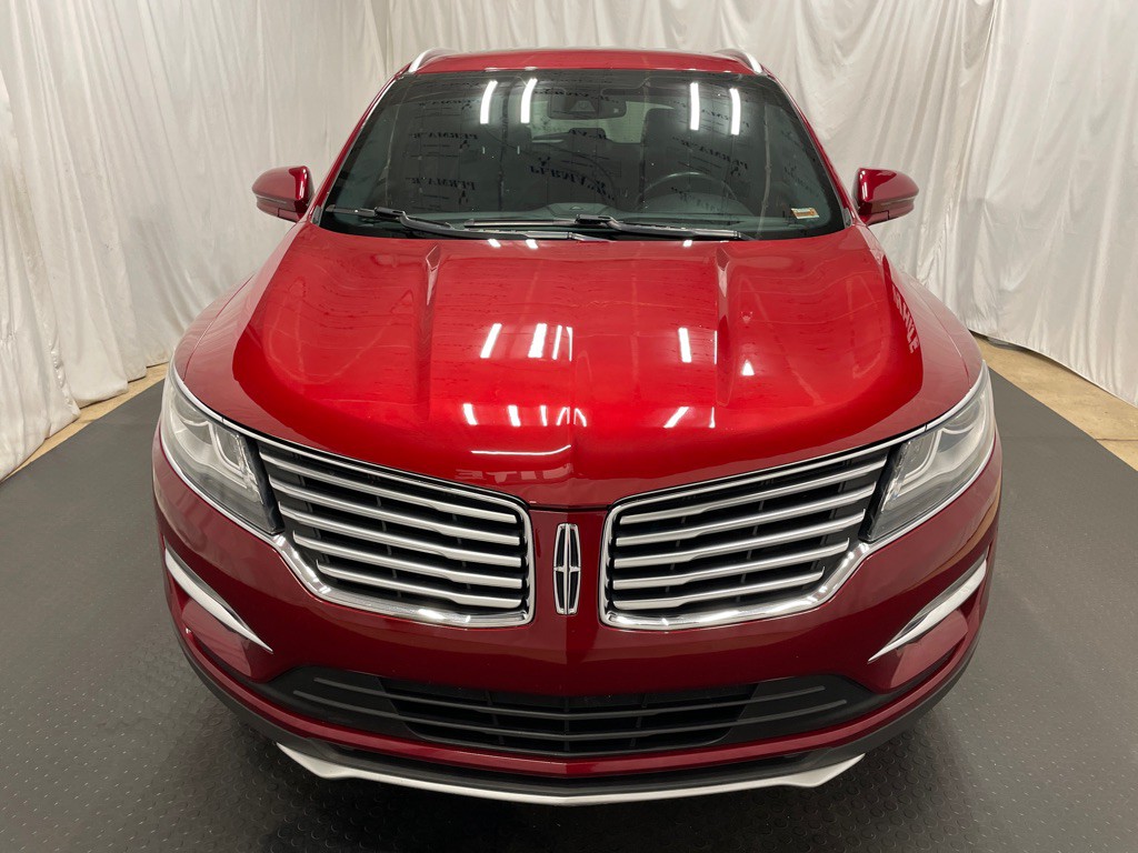 2017 Lincoln MKC Image 2