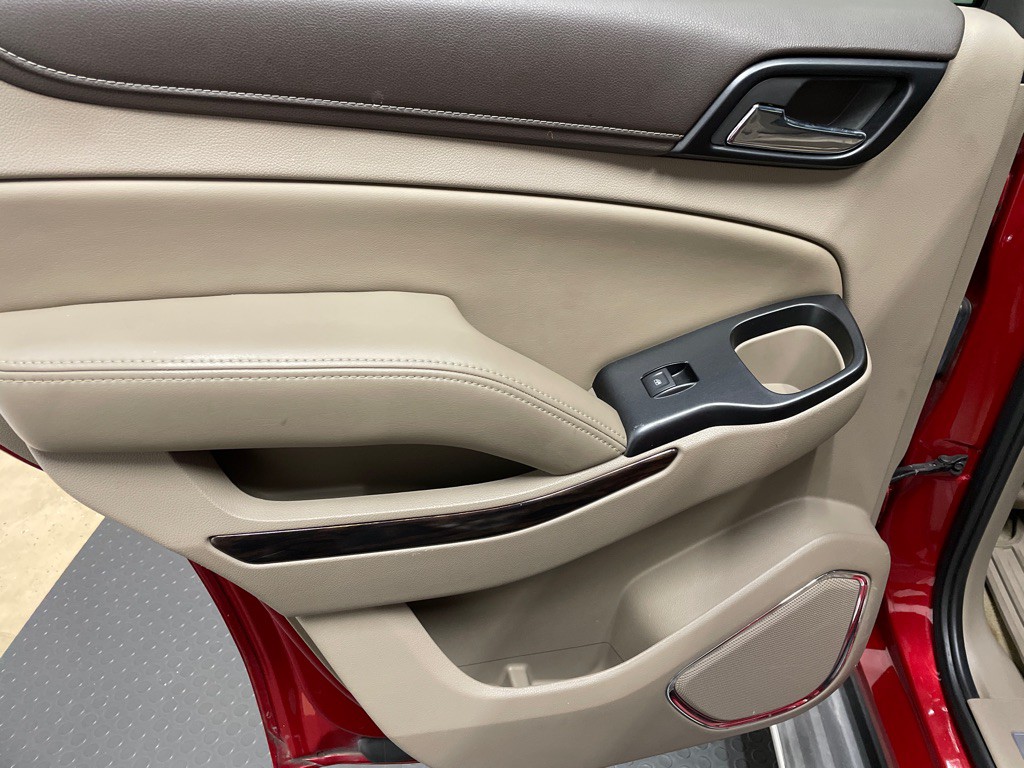 2015 GMC Yukon Image 16