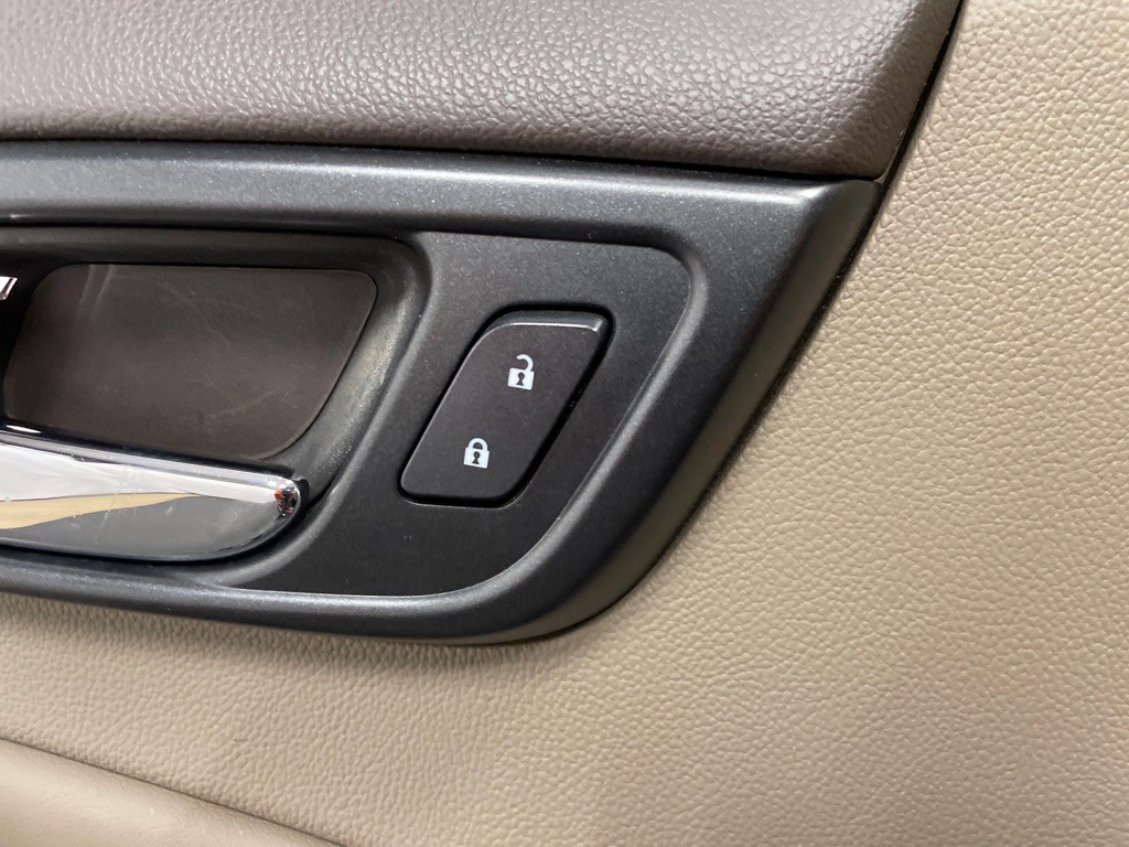 2015 GMC Yukon Image 38