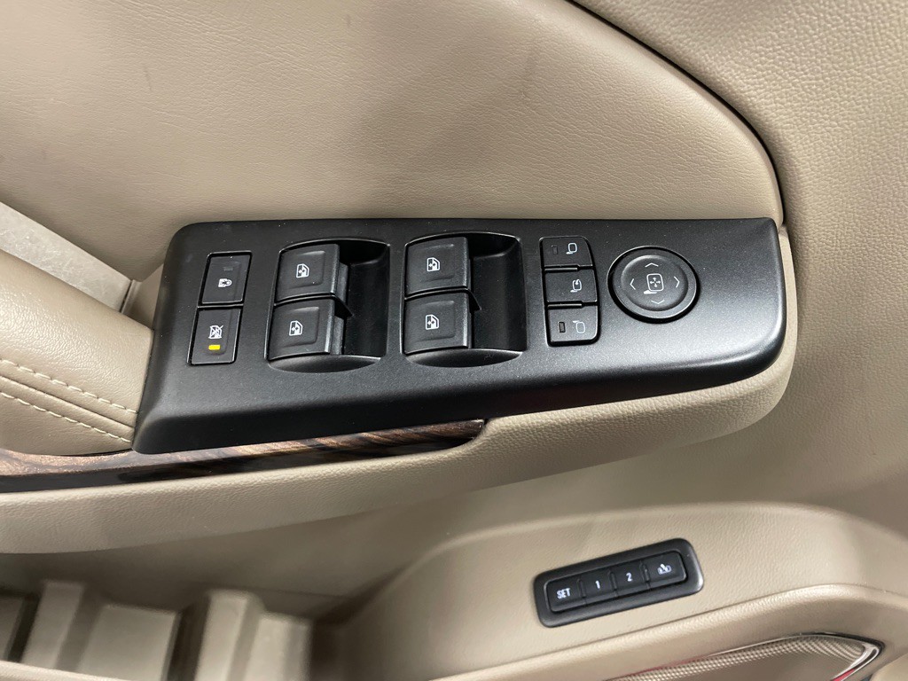 2015 GMC Yukon Image 39