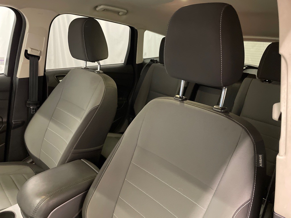 2016 Ford Escape Image 9